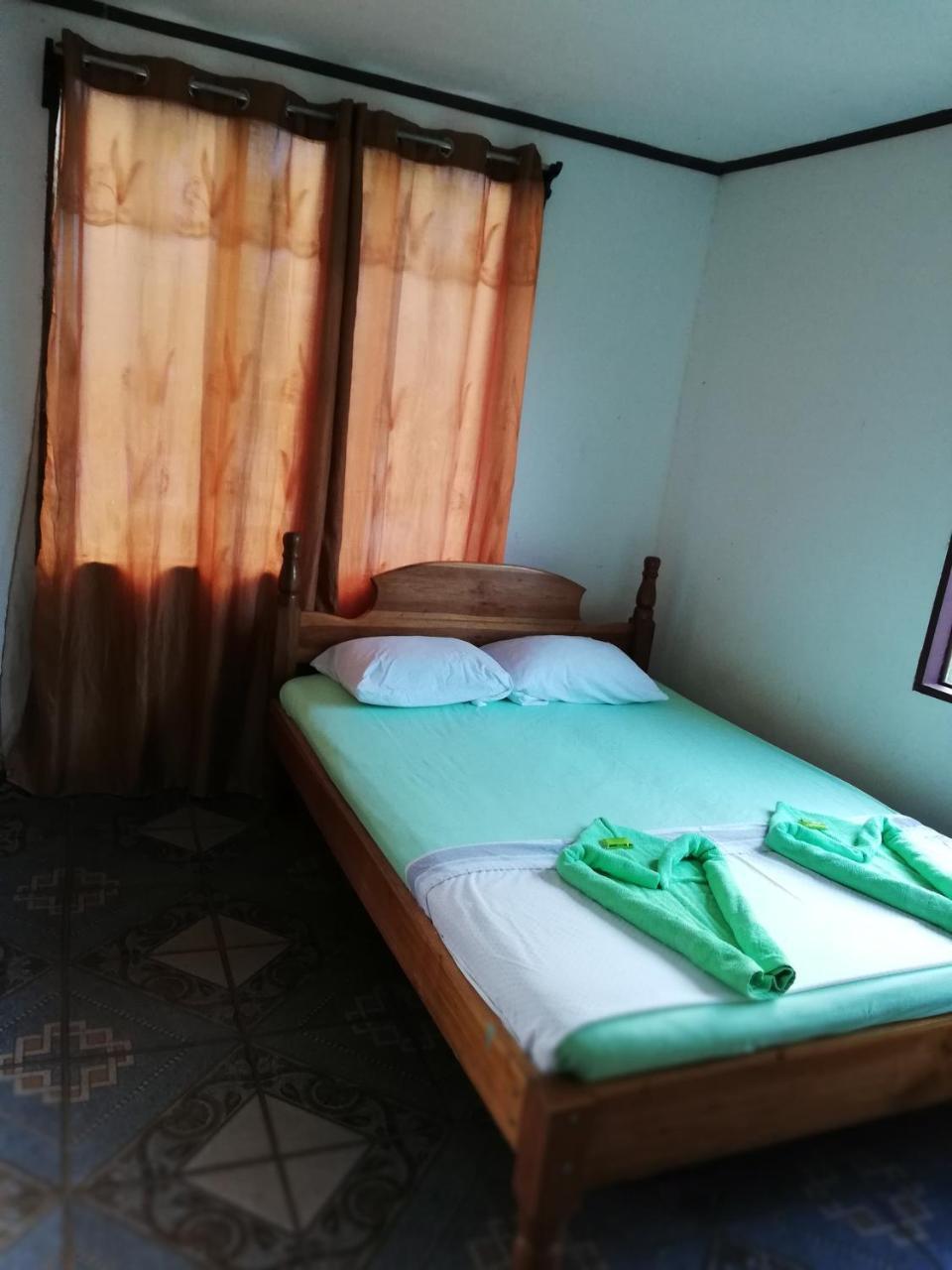 Hostel Orozco - Costa Rica Rio Cuarto ภายนอก รูปภาพ