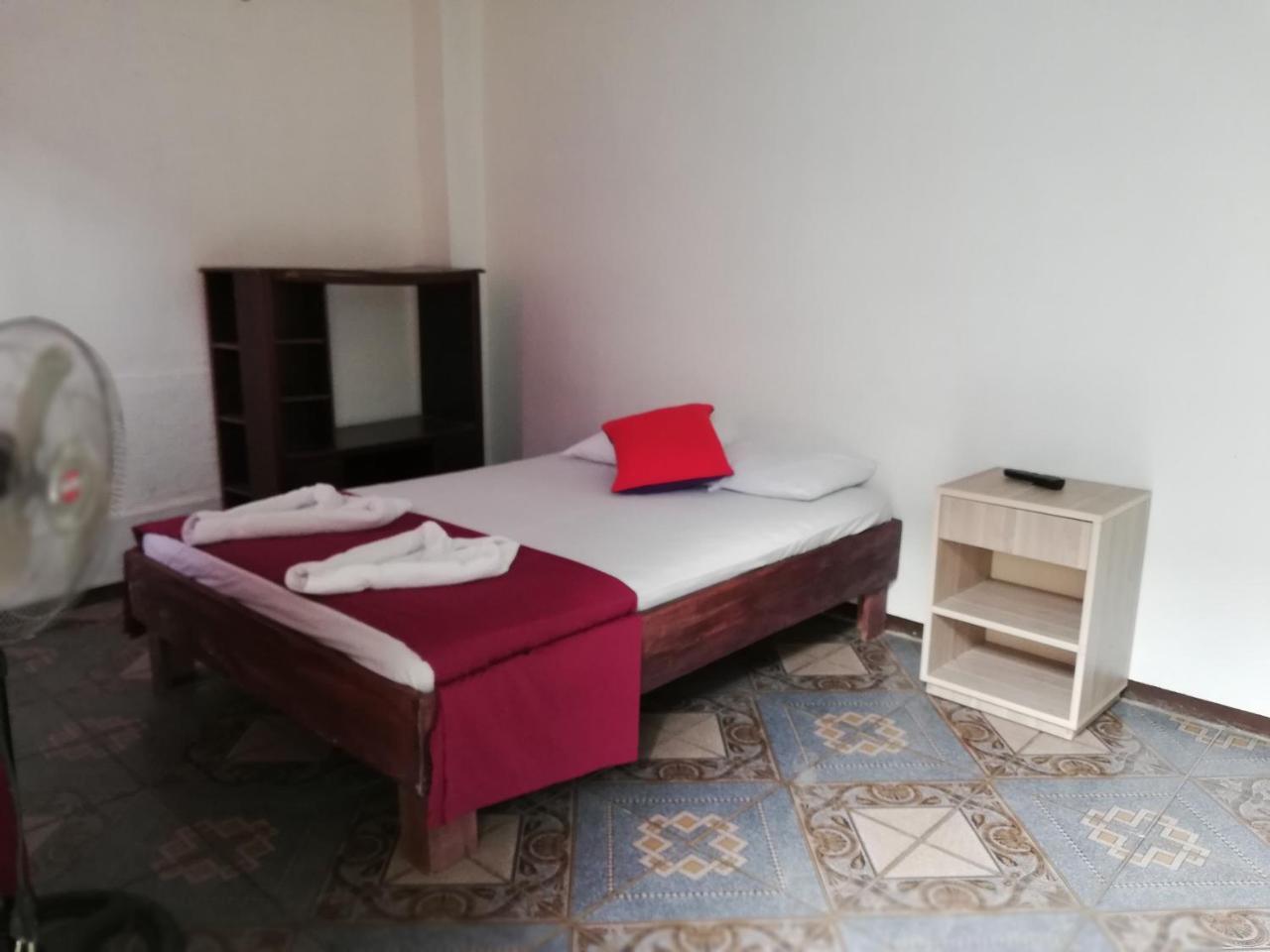 Hostel Orozco - Costa Rica Rio Cuarto ภายนอก รูปภาพ