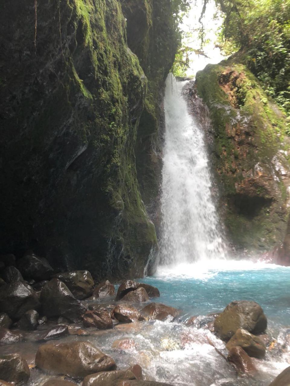 Hostel Orozco - Costa Rica Rio Cuarto ภายนอก รูปภาพ