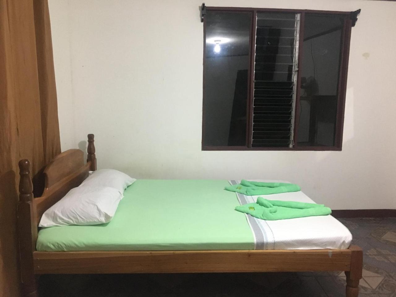 Hostel Orozco - Costa Rica Rio Cuarto ภายนอก รูปภาพ