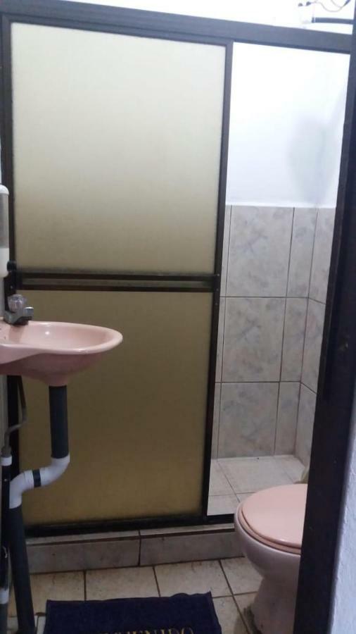 Hostel Orozco - Costa Rica Rio Cuarto ภายนอก รูปภาพ