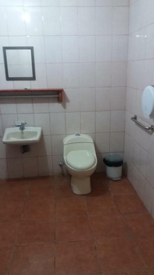 Hostel Orozco - Costa Rica Rio Cuarto ภายนอก รูปภาพ