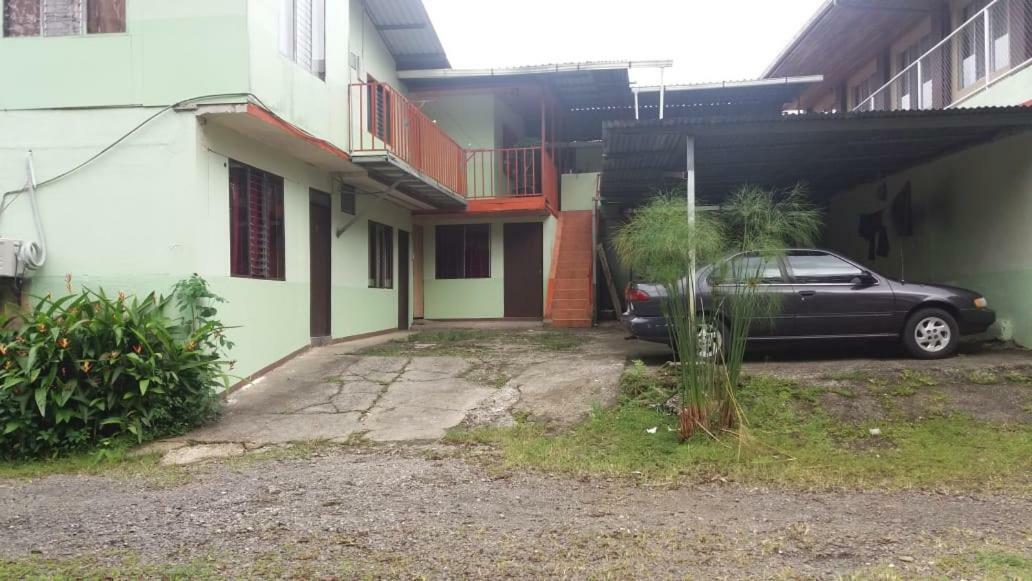 Hostel Orozco - Costa Rica Rio Cuarto ภายนอก รูปภาพ